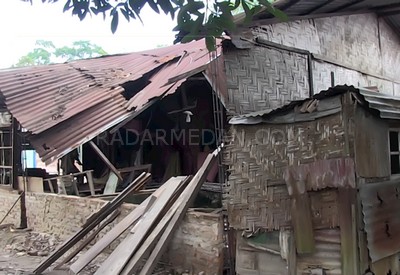 Bantu Warga Miskin, Wali Kota Medan Bedah Rumah di Denai dan Sunggal