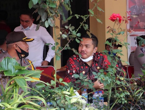 Wakil Bupati Dairi Hadiri Apel Operasi Patuh Toba 2020 Polres