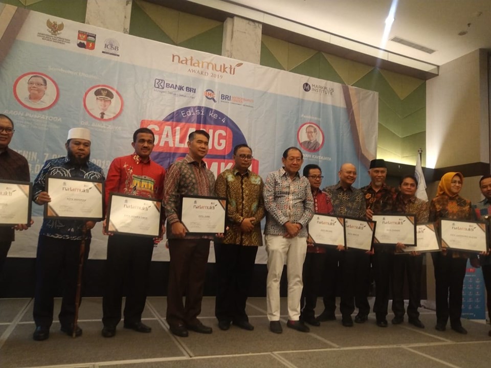 Pemko Medan Terima Penghargaan International Council for Small Business (ICSB) Indonesia City Award 