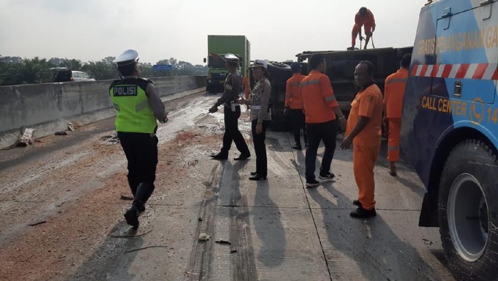 Tabrakan Maut di Tol Medan Tebing Tinggi 1 Tewas 6 Terluka