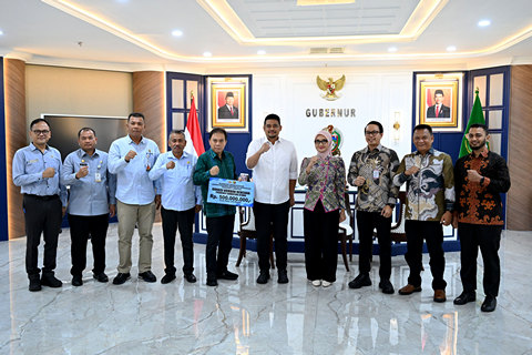 Solidaritas Sumatera Menguat, Bobby Nasution Apresiasi Bantuan Pemprov Lampung untuk Korban Bencana