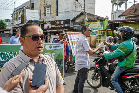 Melalui Kecamatan dan Kelurahan, Pemko Medan Bagikan Puluhan Ribu Sarapan kepada Pengemudi Ojol