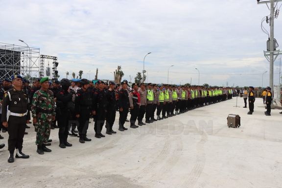 Personel Gabungan dan Polresta Deli Serdang Apel Persiapan Pengamanan Closing Ceremony PON XX 2024