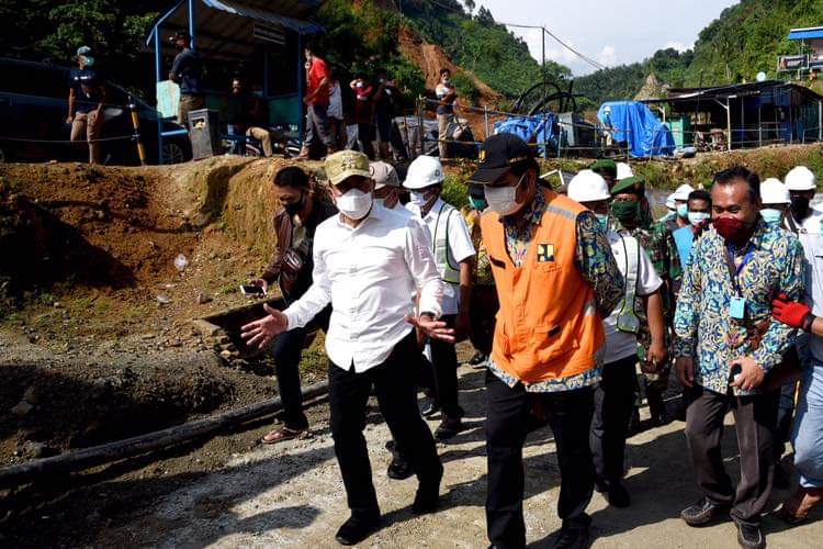 Gubernur Sumut Tinjau Lokasi Banjir Bandang Sibiru-biru