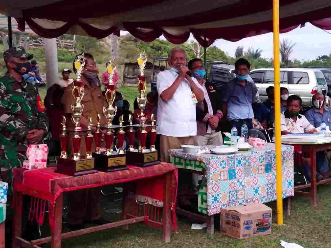 Bupati Toba Tutup Turnamen Voli, Lumban Binanga Raih Juara I