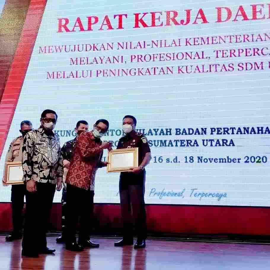 Kajati Sumut Terima Penghargaan dari Kementerian ATR/BPN