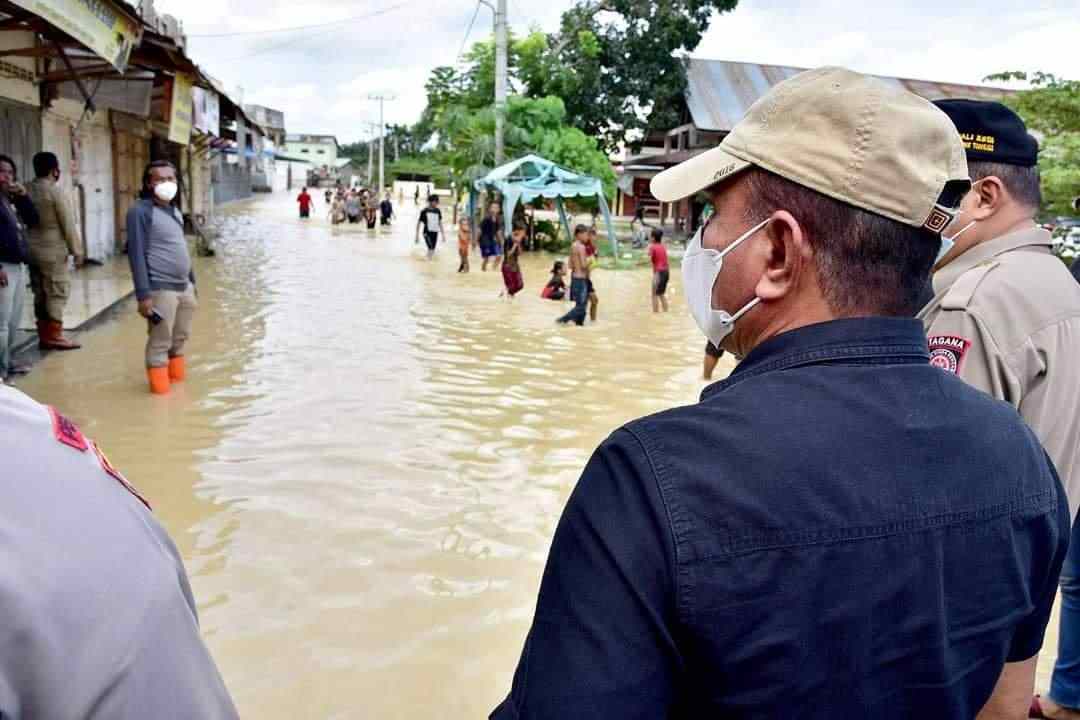 Gubernur Sumut Tinjau Banjir Tebingtinggi, Janji Salurkan Bantuan