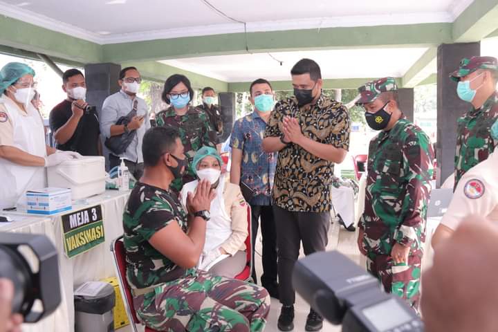 Walikota Medan Pantau, 500 Orang Babinsa Ikuti Vaksinasi di Lapangan Merdeka