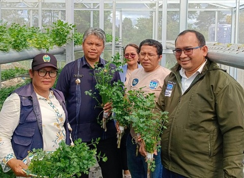 Wakil Bupati Resmikan Green House IoT: Bukti Nyata Lompatan Teknologi Pertanian Taput