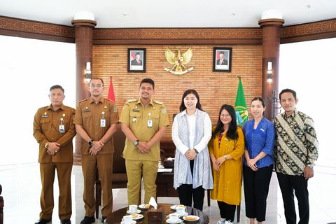 Dukung Pelatihan AI untuk Guru di Sumut,  Bobby Nasution Harap Dorong Transformasi Pendidikan