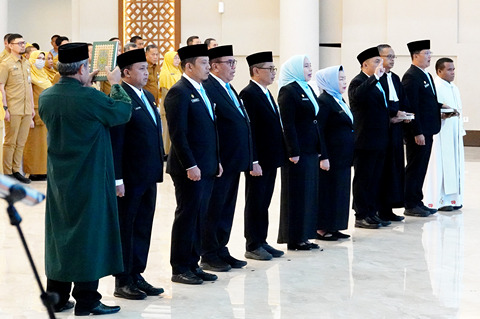 Bobby Nasution Lantik 8 Pejabat Eselon II,  Minta Ciptakan Program yang Dorong Pertumbuhan Ekonomi