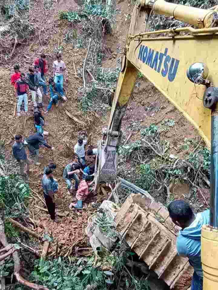 Lagi Buka Jalan Hutan di Labura, Seorang Operator Tertimpa Longsor