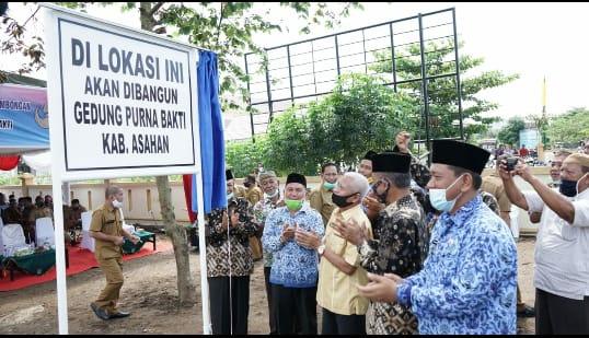 Bupati Asahan Melakukan Peletakan Plank Gedung Purna Bakti PNS Kabupaten Asahan