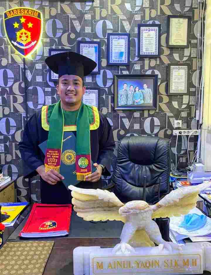 Kanit Reskrim Polsek Medan Kota Resmi Mendapat Gelar Sarjana Magister Hukum dari USU