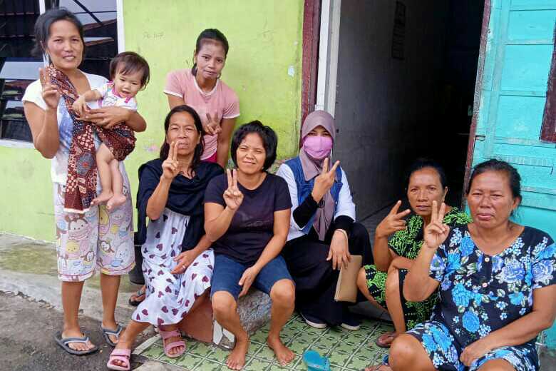 Warga Lansia di Kampung Baru Merasa Terabaikan, Sepakat Pilih Perubahan Bersama Bobby - Aulia