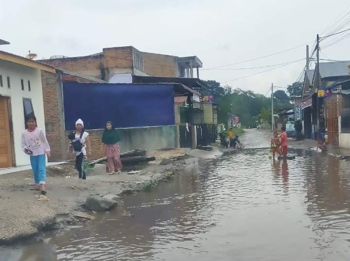 Drainase Tidak Berfungsi dengan Baik,  Kotaku Digenangi Air Kiriman