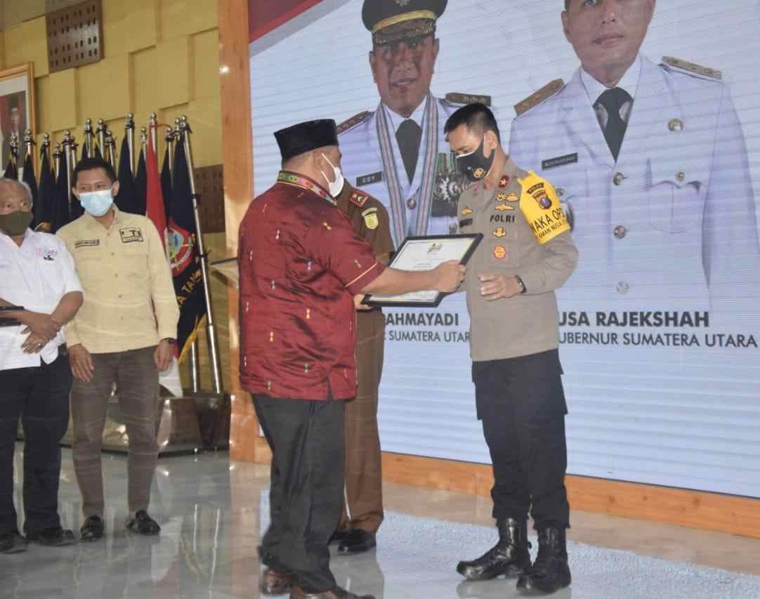 Polda Sumut Terima Penghargaan Mitra Terbaik Insan Pers