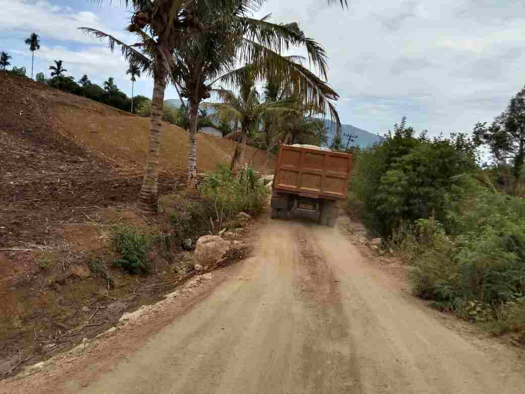 Jalan Antar Desa Kecamatan Tanah Pinem Yang Butuh Perhatian