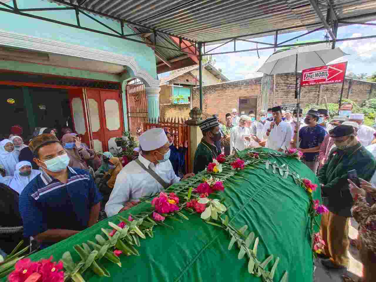 Walikota Siantar Melayat ke Rumah Duka Ketua BWI Khoiruddin Nasution