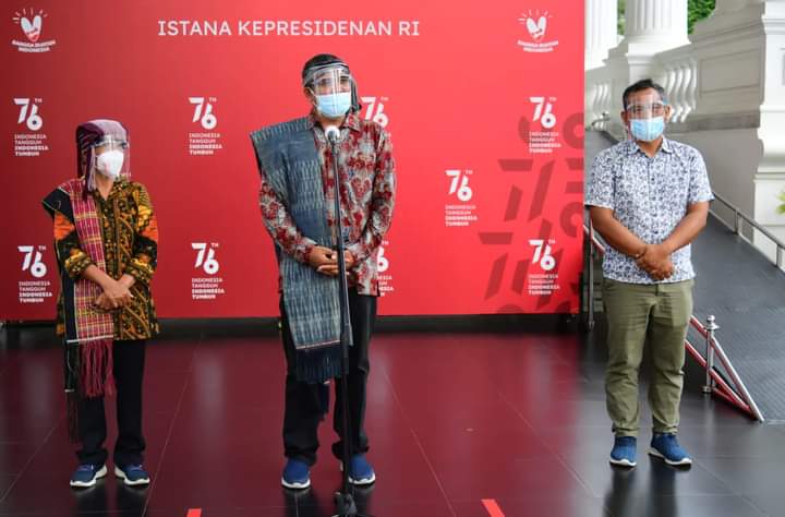 Aktivis Lingkungan Togu Simorangkir Bertemu Presiden di Istana Negara