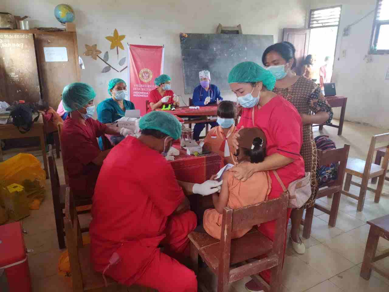 BIN Sumut Bersama Pemkab Taput Vaksinasi Anak Hingga ke Pelosok Desa