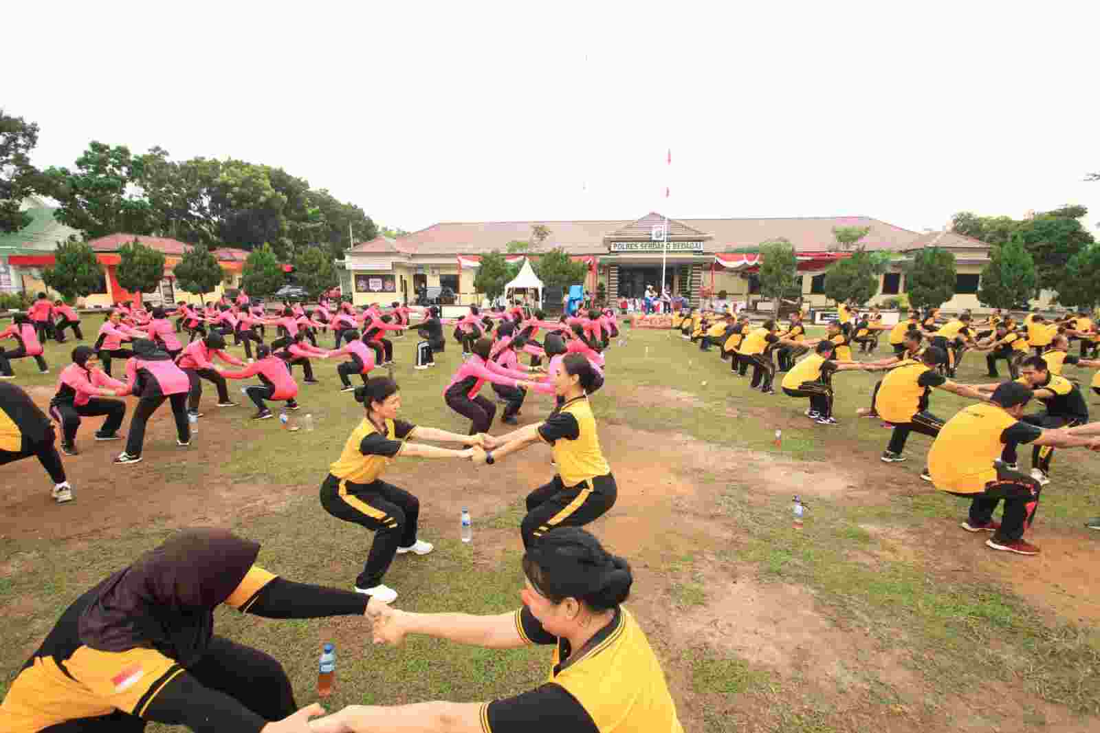 Polres Sergai Gelar Senam Mega Power Transformation Challange Bersama Wakil Ketua Bhayangkari Sumut