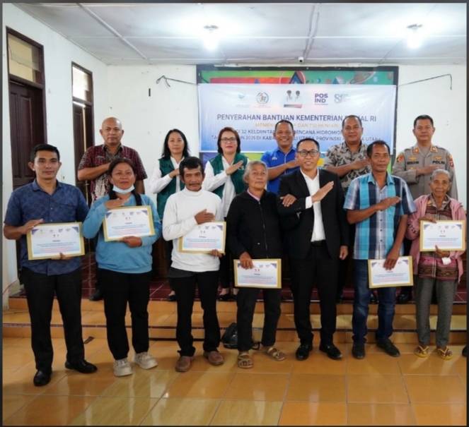 Pemkab Tapanuli Utara Salurkan Bantuan Jadup dan Isi Hunian Kemensos RI Rp267,4 Juta untuk 32 KK