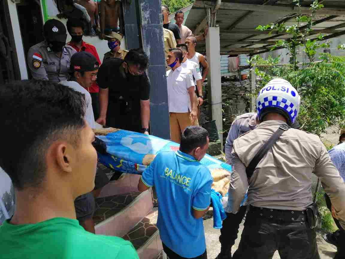 Yuliana Gemetaran Lihat Ibu Dua Anak Gantung Diri