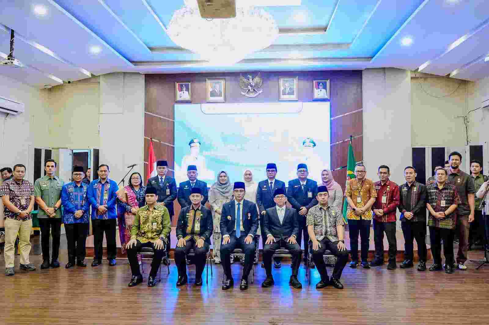 Lantik Empat Pejabat Tinggi Pratama, Rico Waas Tekankan Jabatan Harus Diemban dengan Ikhlas