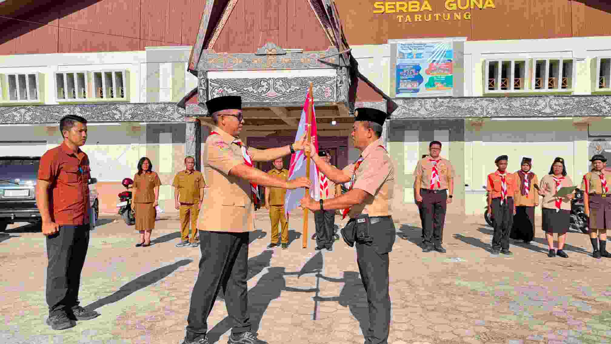 Bupati Tapanuli Utara Lepas Kontingen Pramuka ke Jambore Daerah Sumut 2026