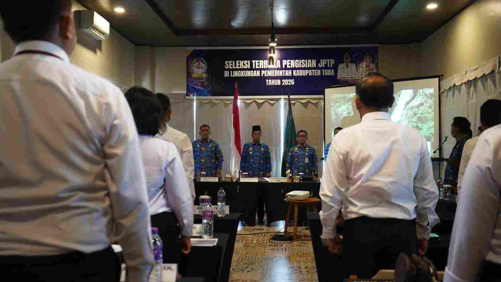 Buka Seleksi Terbuka JPTP, Wabup Toba Berpesan Jadilah Pemimpin yang Baik