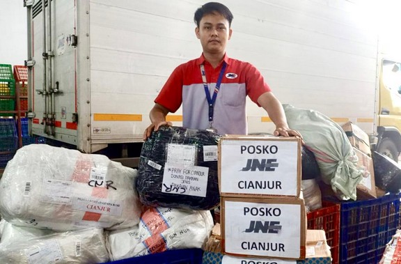 JNE Bebaskan Biaya Pengiriman Bantuan untuk Bencana Gempa di Cianjur