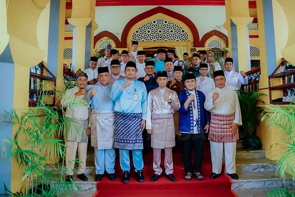 Silaturahmi dengan Sultan se-Sumut, Bobby Nasution Berharap Keberkahan