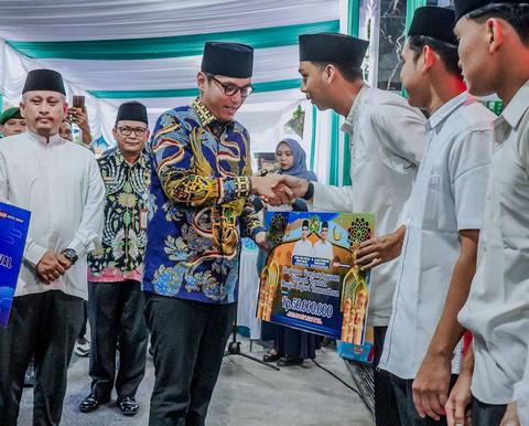 Rico Waas Dorong Pengaktifan Poskamling di Seluruh Lingkungan Kota