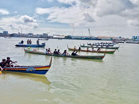 Pemko Medan Dukung Perlombaan Dayung Sampan Pesisir