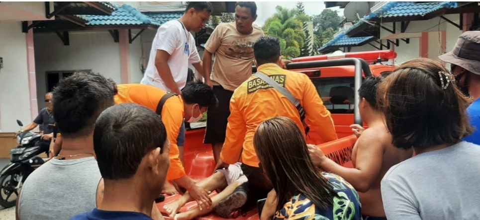 Hilang dari Rombongan Keluarga, Pelajar Asal Medan Ditemukan Tenggelam di Danau Toba 