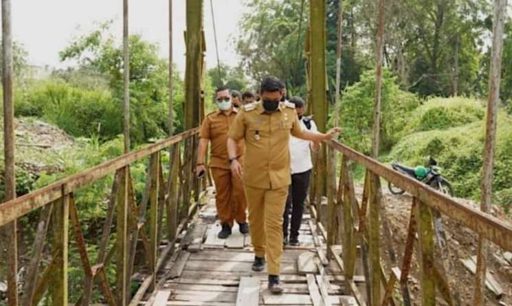 Bangun Bronjong Tanpa Ijin Disungai, Walikota Medan Hentikan Pembangunan 