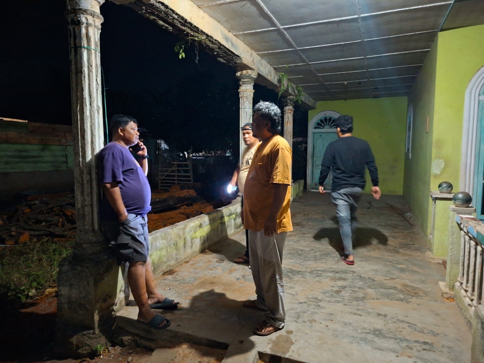 Polisi Datangi Kp Tempel di Perdagangan, Temukan Barak Kosong Warga Minta Kejar Pengedar