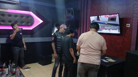 Razia Tempat Hiburan Malam di Labura, 6 Pengunjung di Tes Urine