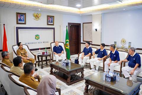 Bedah 500 Rumah di Medan, Rico Waas Apresiasi Kepedulian Yayasan Buddha Tzu Chi