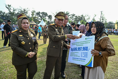 Peringati Bulan K3, Wagub Sumut Beri Santunan dan Penghargaan Keselamatan Kerja