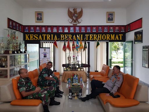 Kapolres Dairi Jalin Sinergitas TNI Polri, Kunjungi Markas Yon 125 Simbisa