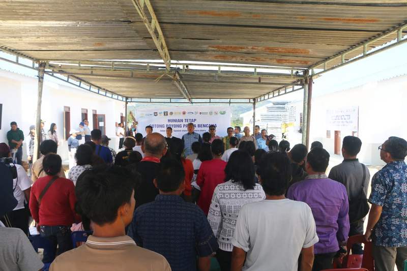Pemkab Taput Undi dan Serahkan Bantuan Huntap Tahap II di Dolok Nauli