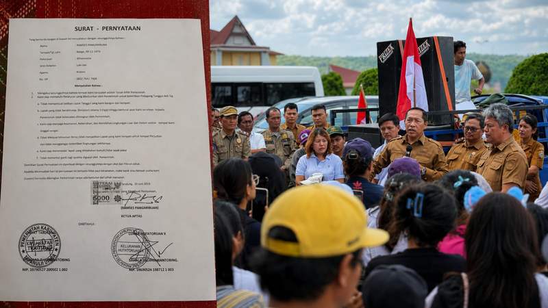 Pemkab Taput Terima Audiensi Pedagang Tegaskan Penataan Tanggul Aek Sigeaon