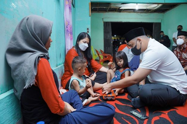 Bobby Nasution Tanggung Biaya Sekolah Anak Korban Begal di Martubung