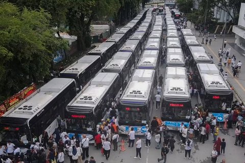 Iswar Tegaskan Bus Listrik Tidak Ada yang Rusak, Besok Beroperasi  Kembali