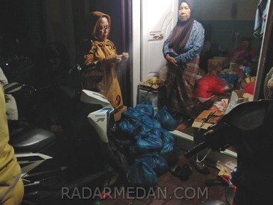 Tako Indonesia Pendukung Bobby Salurkan Bantuan 200 Paket Sembako ke Korban Banjir Medan