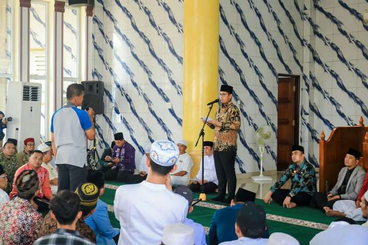 Dengar Curhat Warga soal LPJU Mati, Rico Waas Langsung Panggil Kadis