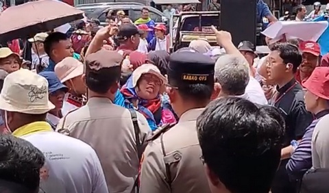 Dana CU Rp28 Miliar Lenyap, Ratusan Jemaat Paroki Aek Nabara Kembali Geruduk BNI Rantauprapat