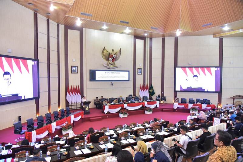 dprd_medan1.jpg